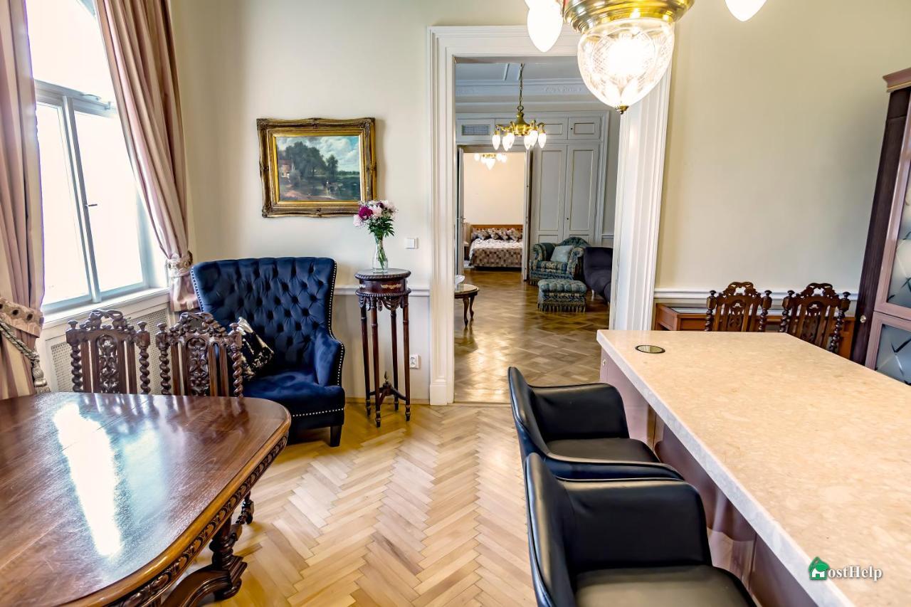 Two Bedroom Villa With Hot-Tub, Terrace And Garden, Wenceslas Square 布拉格 外观 照片