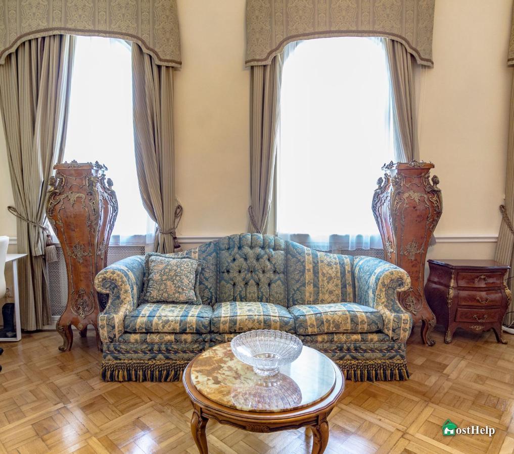 Two Bedroom Villa With Hot-Tub, Terrace And Garden, Wenceslas Square 布拉格 外观 照片
