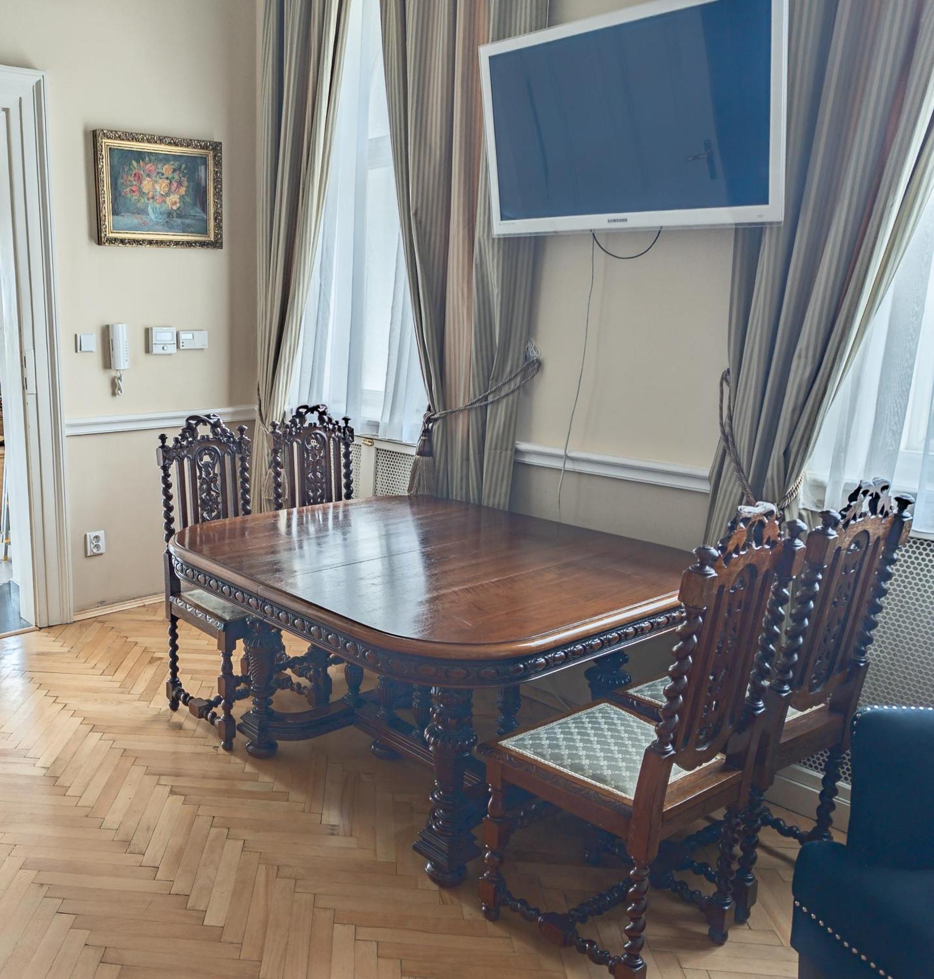 Two Bedroom Villa With Hot-Tub, Terrace And Garden, Wenceslas Square 布拉格 外观 照片