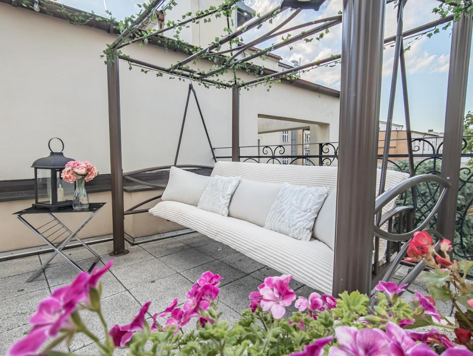 Two Bedroom Villa With Hot-Tub, Terrace And Garden, Wenceslas Square 布拉格 外观 照片
